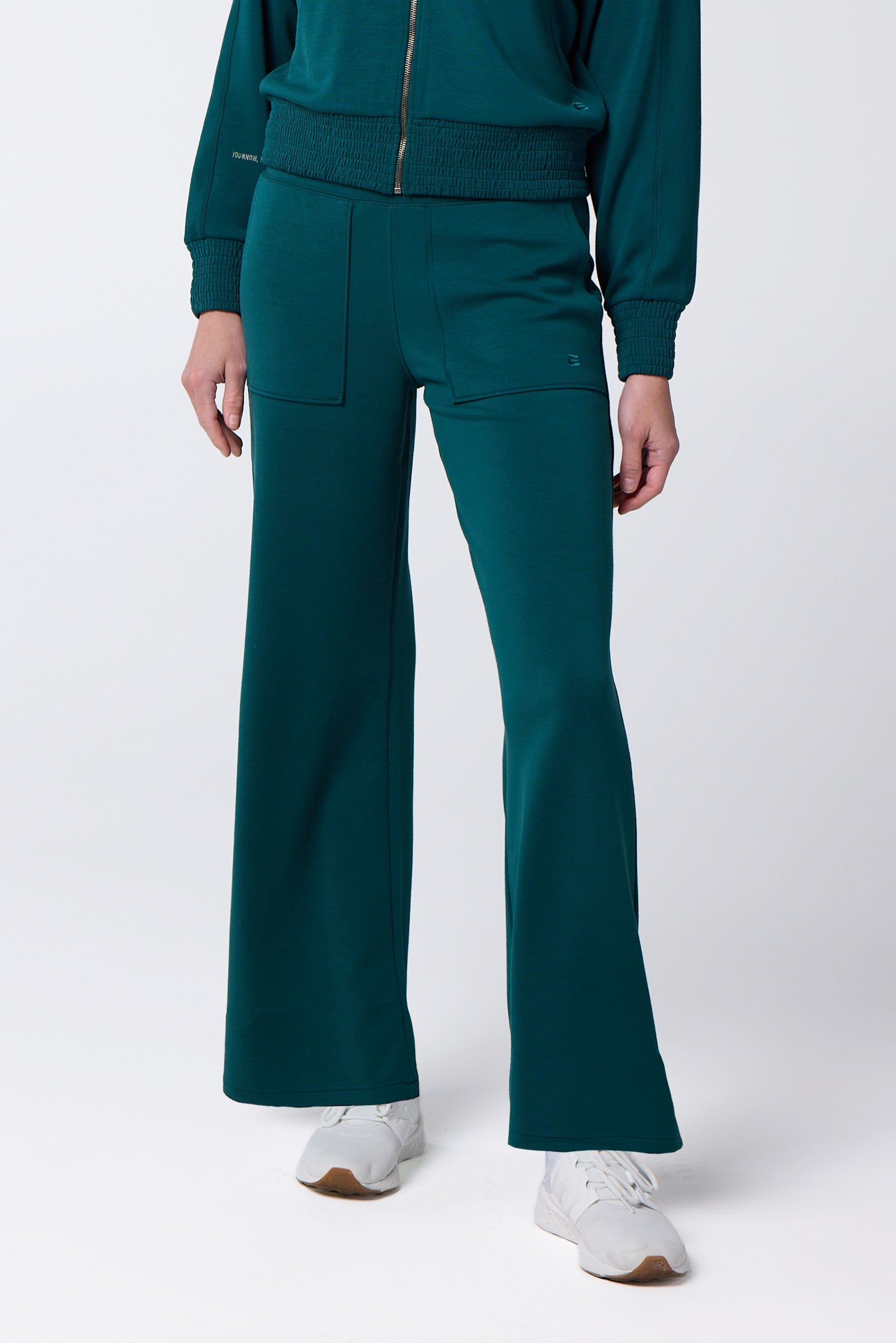 Women's Active Lifestyle Straight Leg Pants