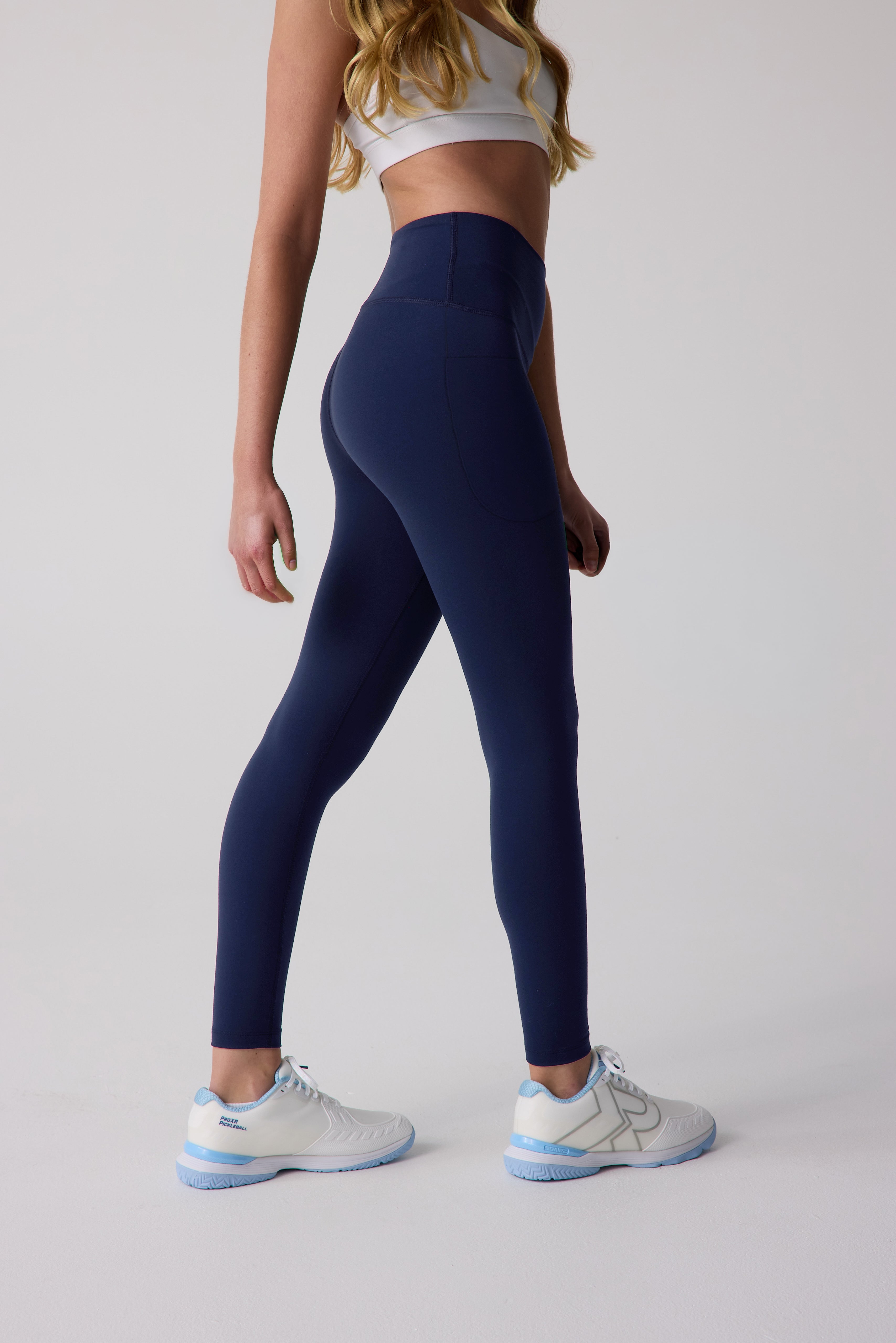 Essentials 7/8 Pocket Leggings
